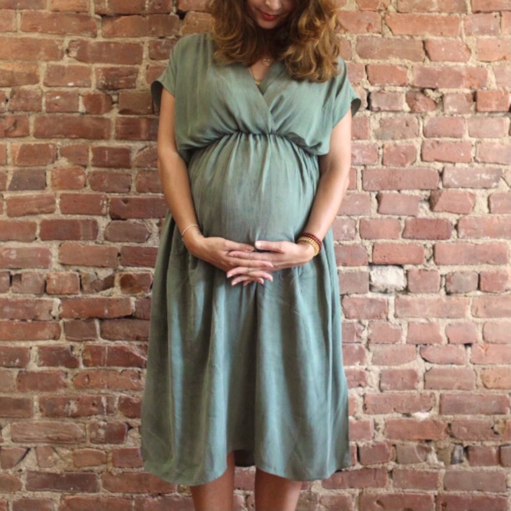 LIKE NEW Emilia George Irene maternity dress Olive
